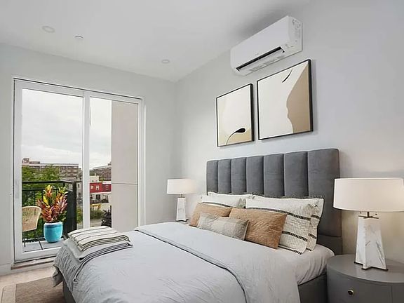 4th image of 88 Manhattan Ave APT 4R