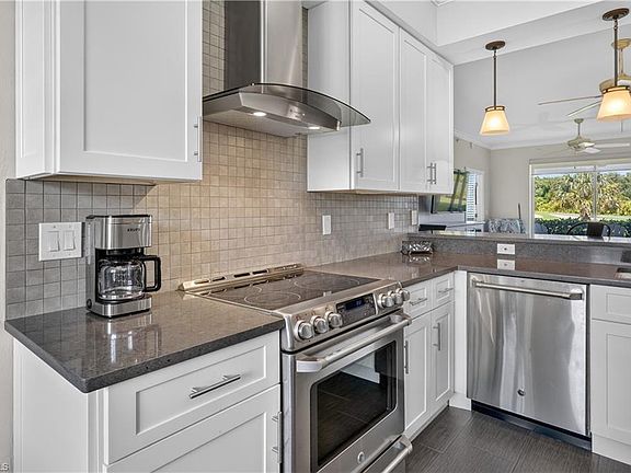 3rd image of 9500 Highland Woods BLVD #105