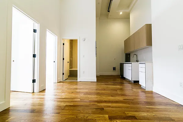 Rented by Nooklyn NYC LLC | media 11