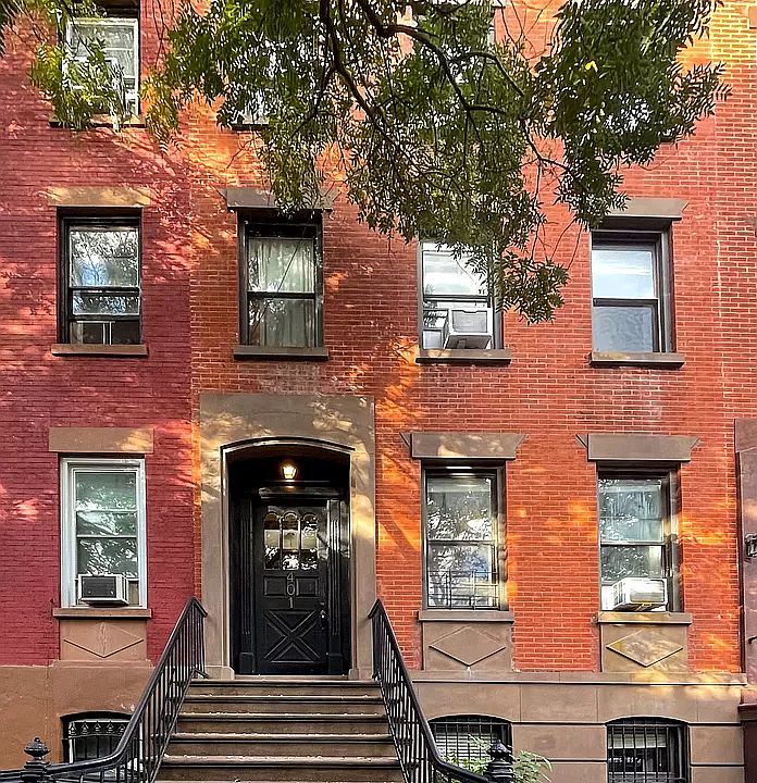 1st image of 401 Sackett St