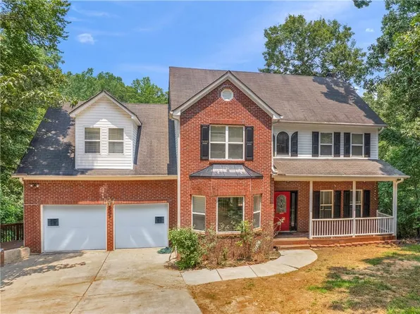 611 Morgan Ct, Hampton, GA 30228