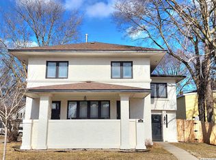 114 4th St NW, Mason City, IA 50401