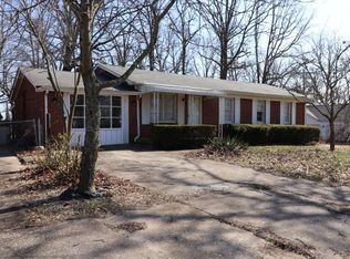 20 Barwater Rd, Brandenburg, KY 40108