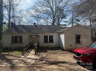 133 Green Pl, Lenoir, NC 28645