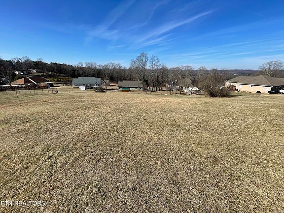 4th image of Smoky View Ln