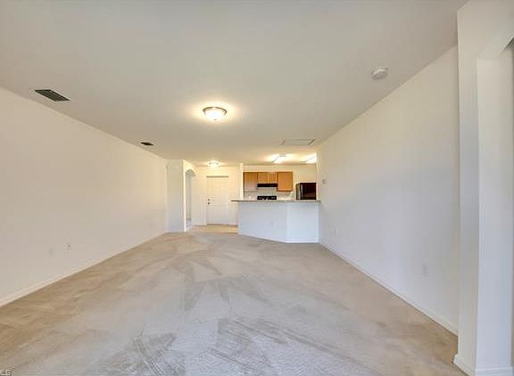 3rd image of 750 Center Lake St