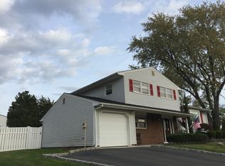 34 Cori St, Parlin, NJ 08859