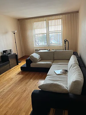 Sold by Dreamlife Realty New York | media 21