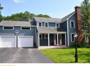 8 Spoondrift Ln, Cape Elizabeth, ME 04107