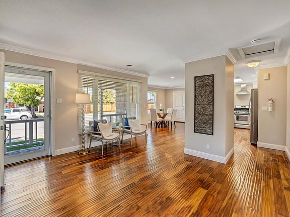 3rd image of 15034 Chelsea Dr
