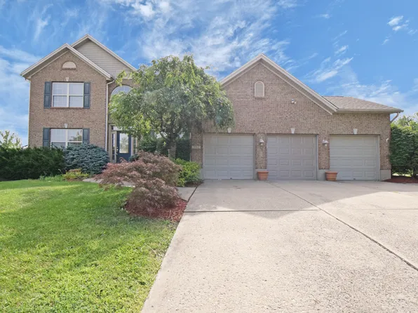 9582 Topeka Ln, West Chester, OH 45069