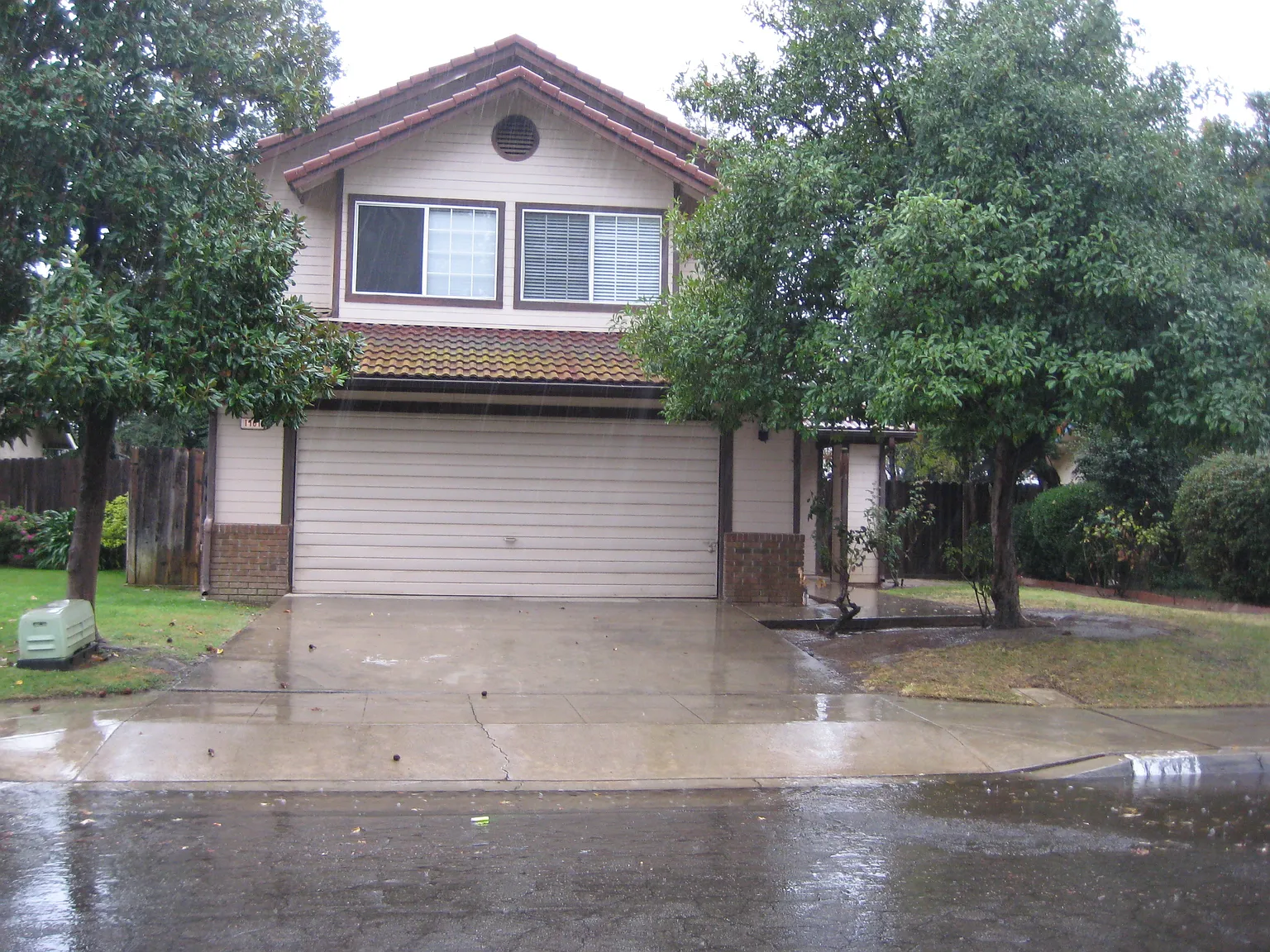 1101 E El Paso Ave photo 1