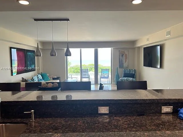 5701 Collins Ave #302 — Photo 4