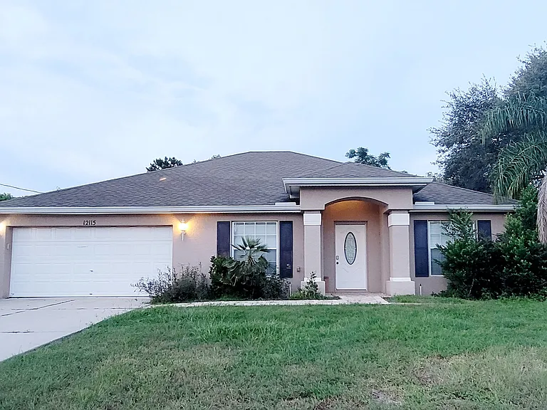 12115 Rockford St — Photo 1