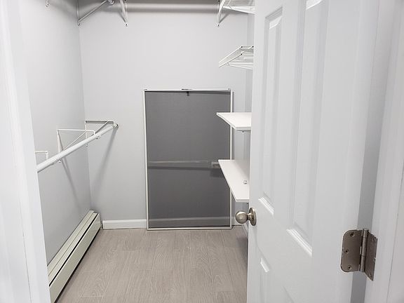 Closet in Bedroom 1