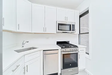 Rented by Living New York