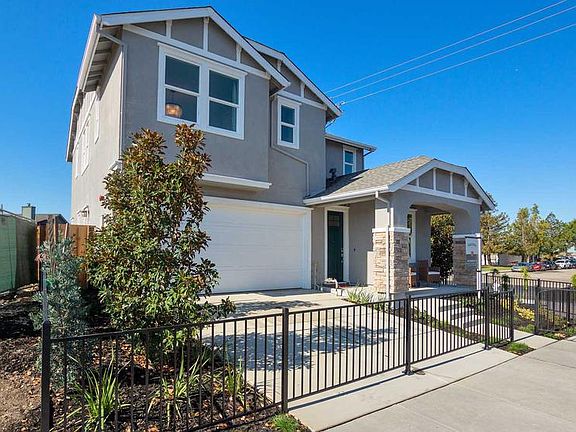 Residence 4 Model Home Exterior