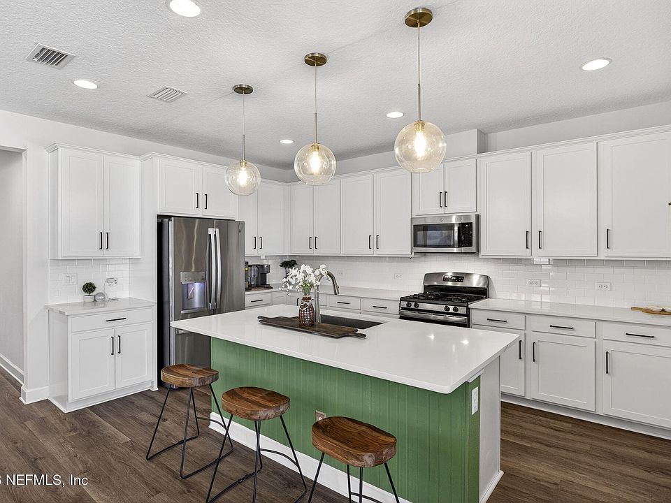 1st image of 62 ALDERWOOD Place