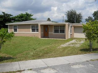 43 Newton Rd, Hollywood, FL 33023