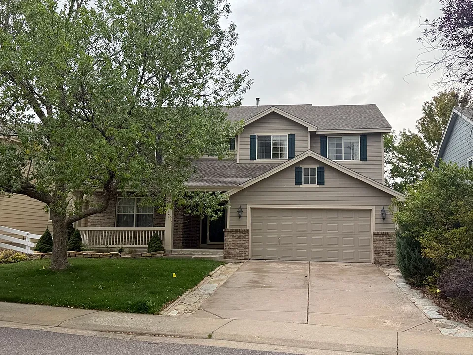 20734 E Peakview Pl