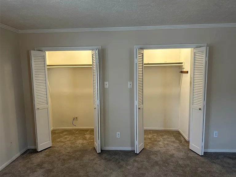 2202 Welch St — Photo 11
