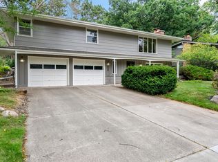 5921 Wisconsin Cir, New Hope, MN 55428