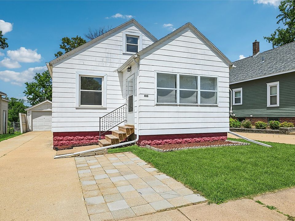 1st image of 416 34th St NE