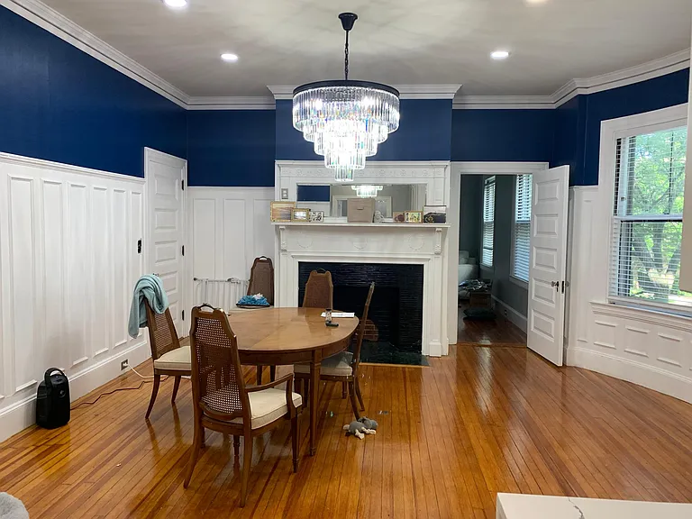 160 Brown St — Photo 4