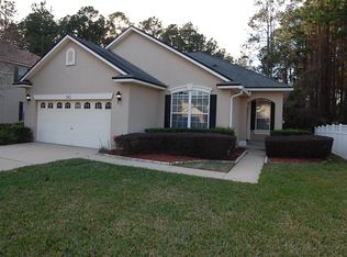 562 Candlebark Dr, Jacksonville, FL 32225