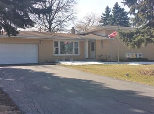 17W117 Ardmore St, Bensenville, IL 60106