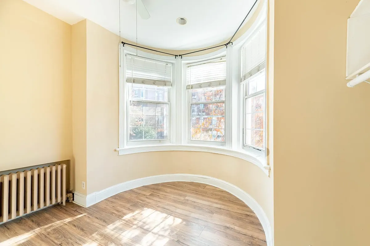 Building Photo - 1425 W St NW #B