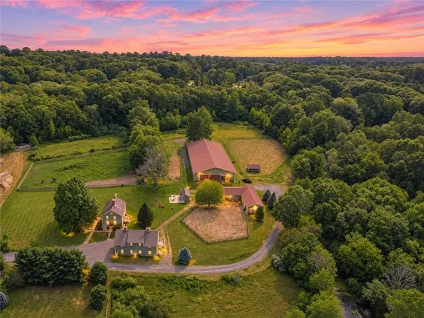 32 Equestrian Way, Cranston, RI 02921