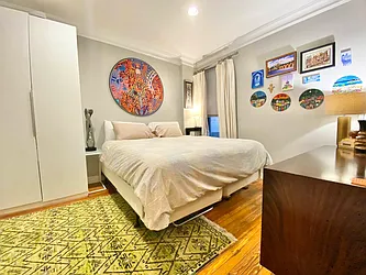 Rented by Bond New York