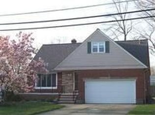 20108 Laverne Ave, Rocky River, OH 44116