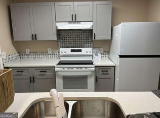 7101 Fairington Ridge Cir, Lithonia, GA 30038