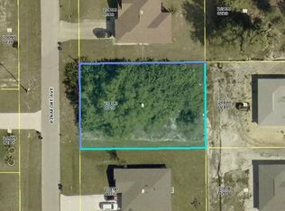 417 Pinafore Ave, Lehigh Acres, FL 33974