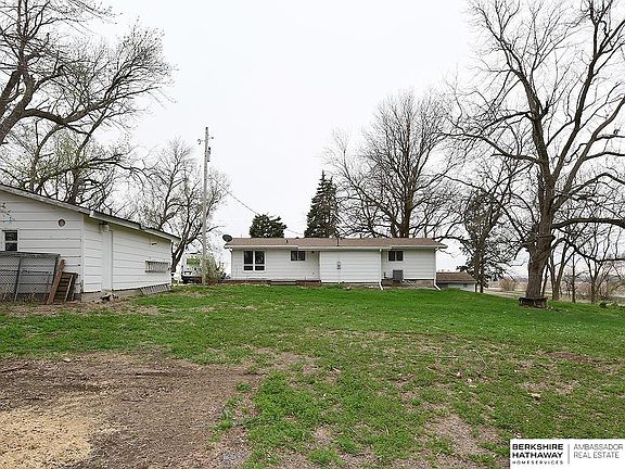 3rd image of 1092 County Road P