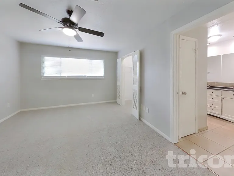 2307 Hilton Head Dr — Photo 6