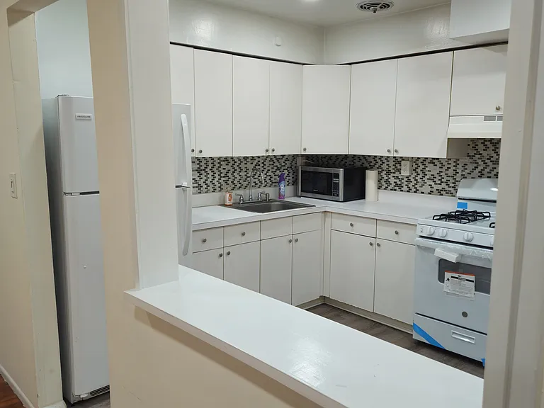 366 Hoover Ave #119 — Photo 5