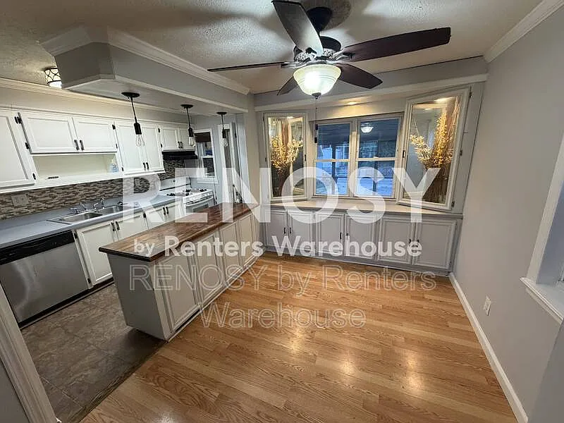 3 bed, 2.0 bath, 2000 sqft, $1,800 — Photo 3