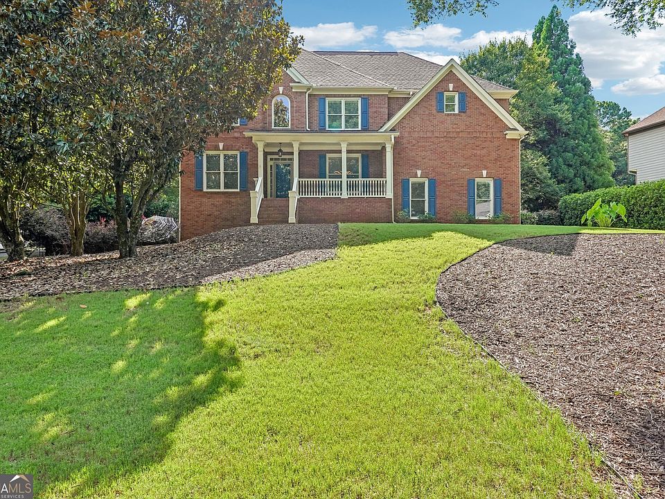 1st image of 42 Lakecrest Cir