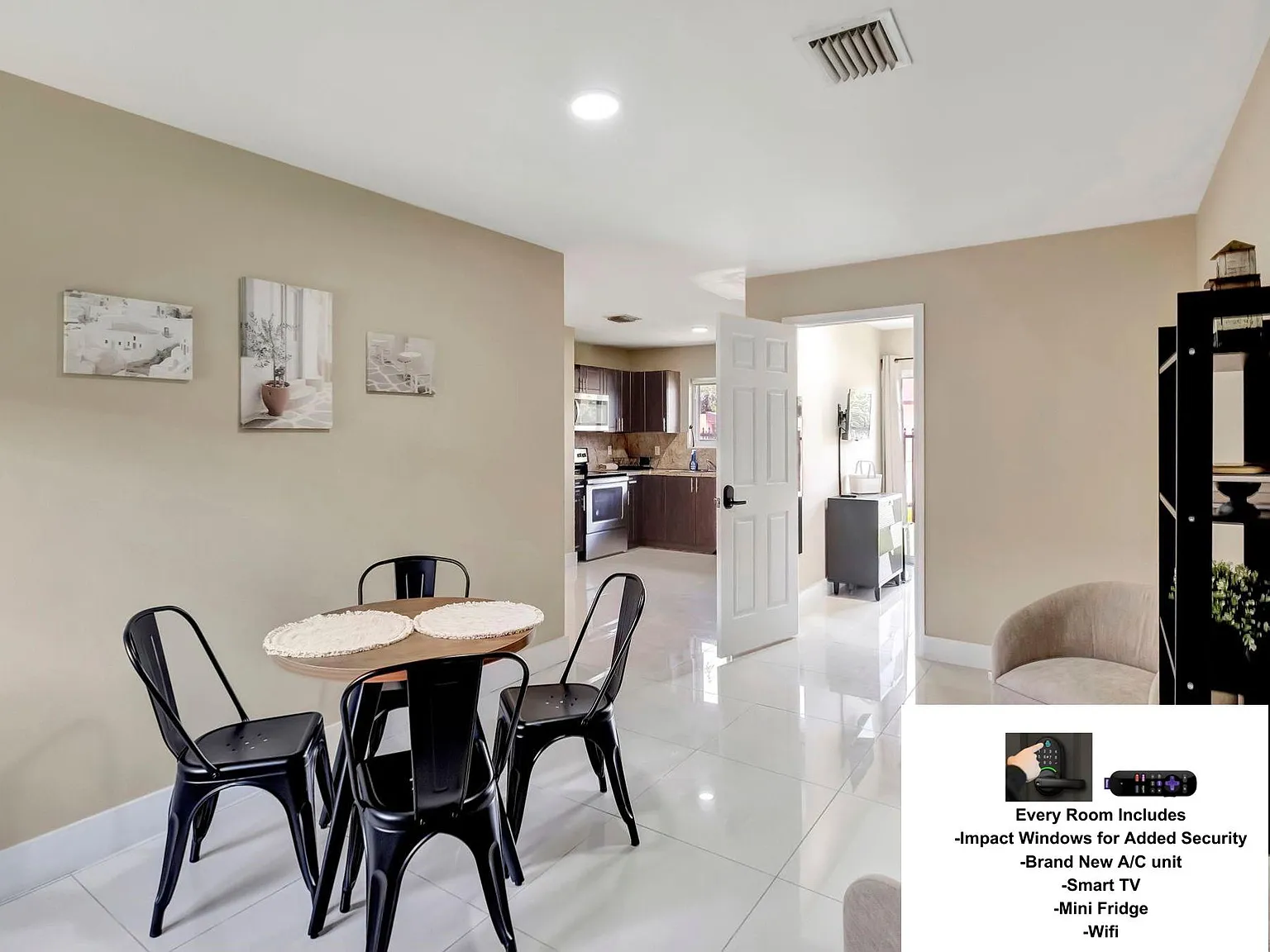 4 bed, 1.0 bath, 1008 sqft, $1,256 — Photo 3