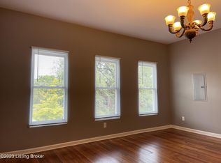 949 S 7th St #2, Louisville, KY 40203