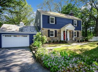 104 Kewanee Rd, New Rochelle, NY 10804