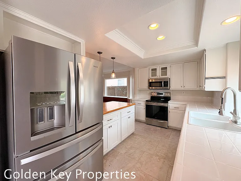 3274 San Tomas Dr — Photo 14