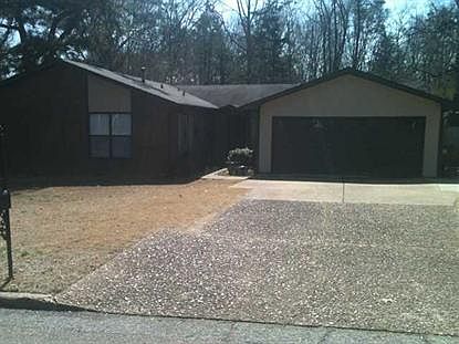 1st image of 425 Sterling Dr