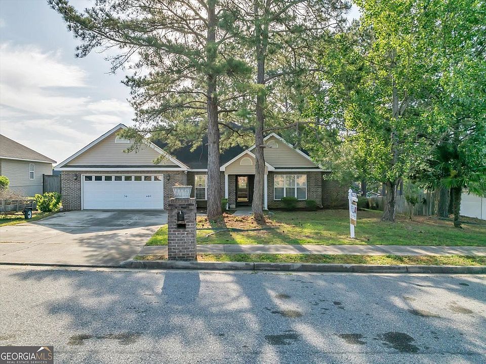 1st image of 110 Satilla Ln