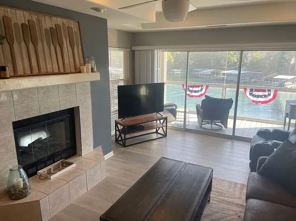 256 Emerald Bay Dr #3C, Lake Ozark, MO 65049