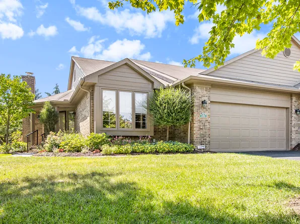 1293 Laurel View Dr, Ann Arbor, MI 48105