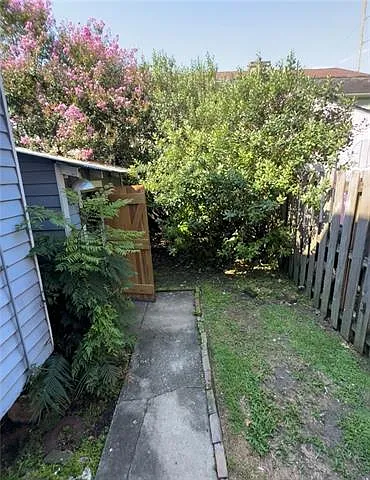 4734 Iberville St — Photo 13